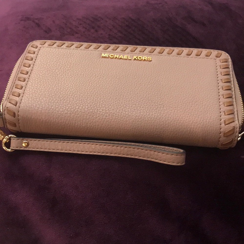 Beautiful large wristlet wallet